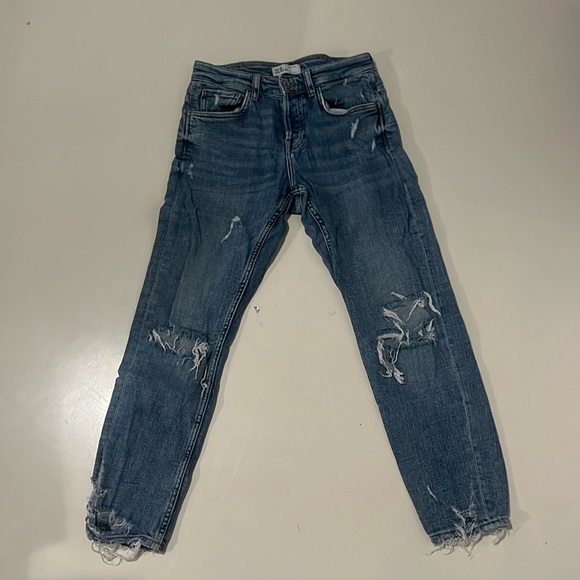 zara size 30 ripped jeans - Picture 1 of 3